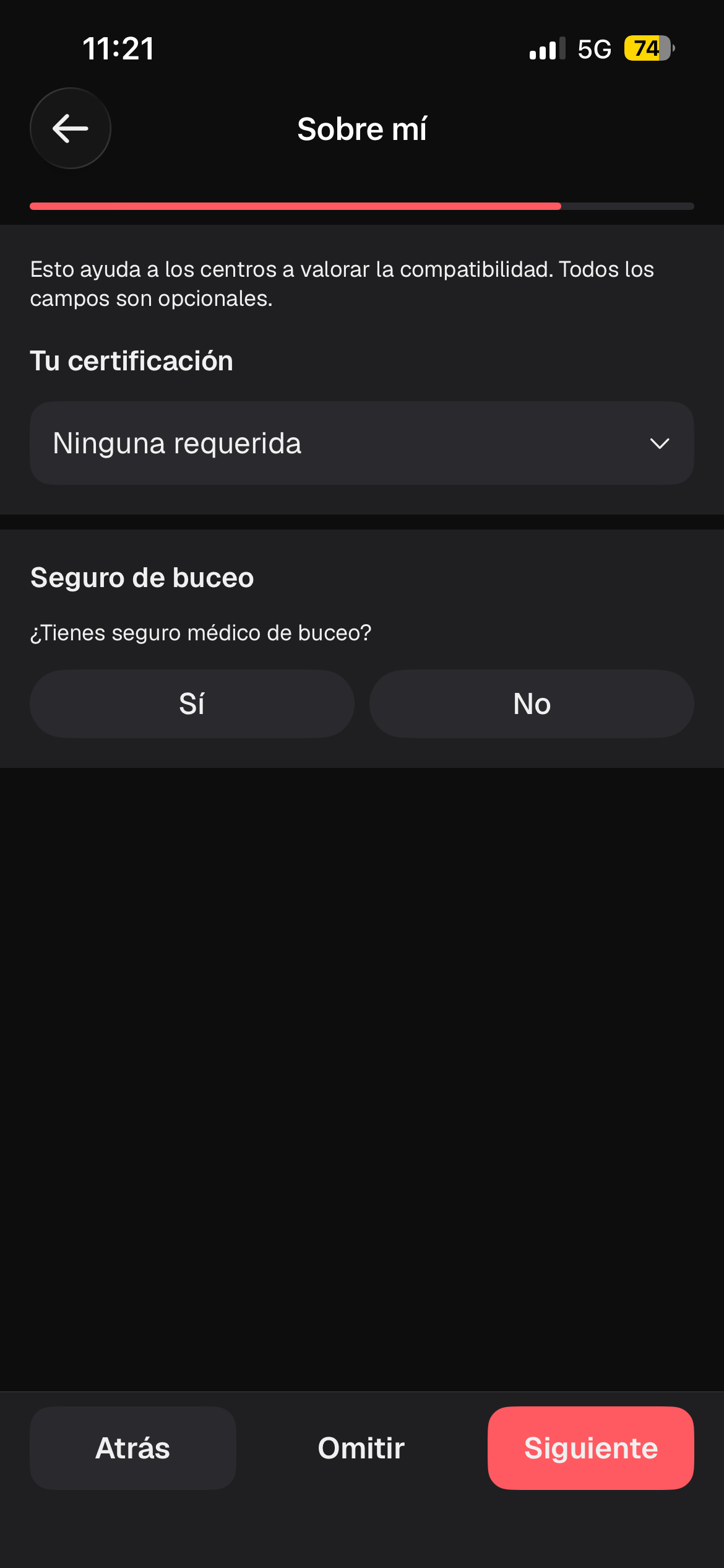 Certificación y seguro de buceo en el perfil